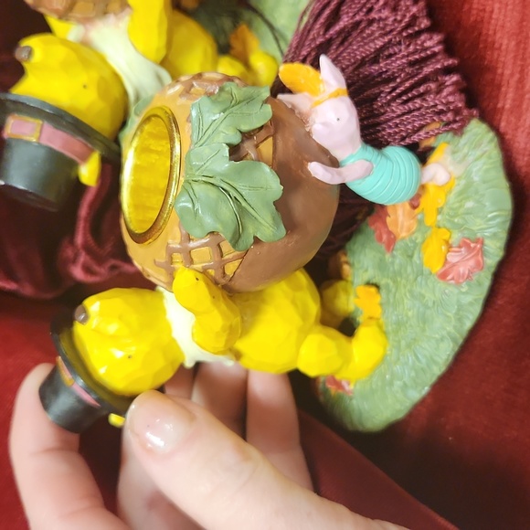 Winnie the pooh candle holder  Thanksgiving - Picture 4 of 6